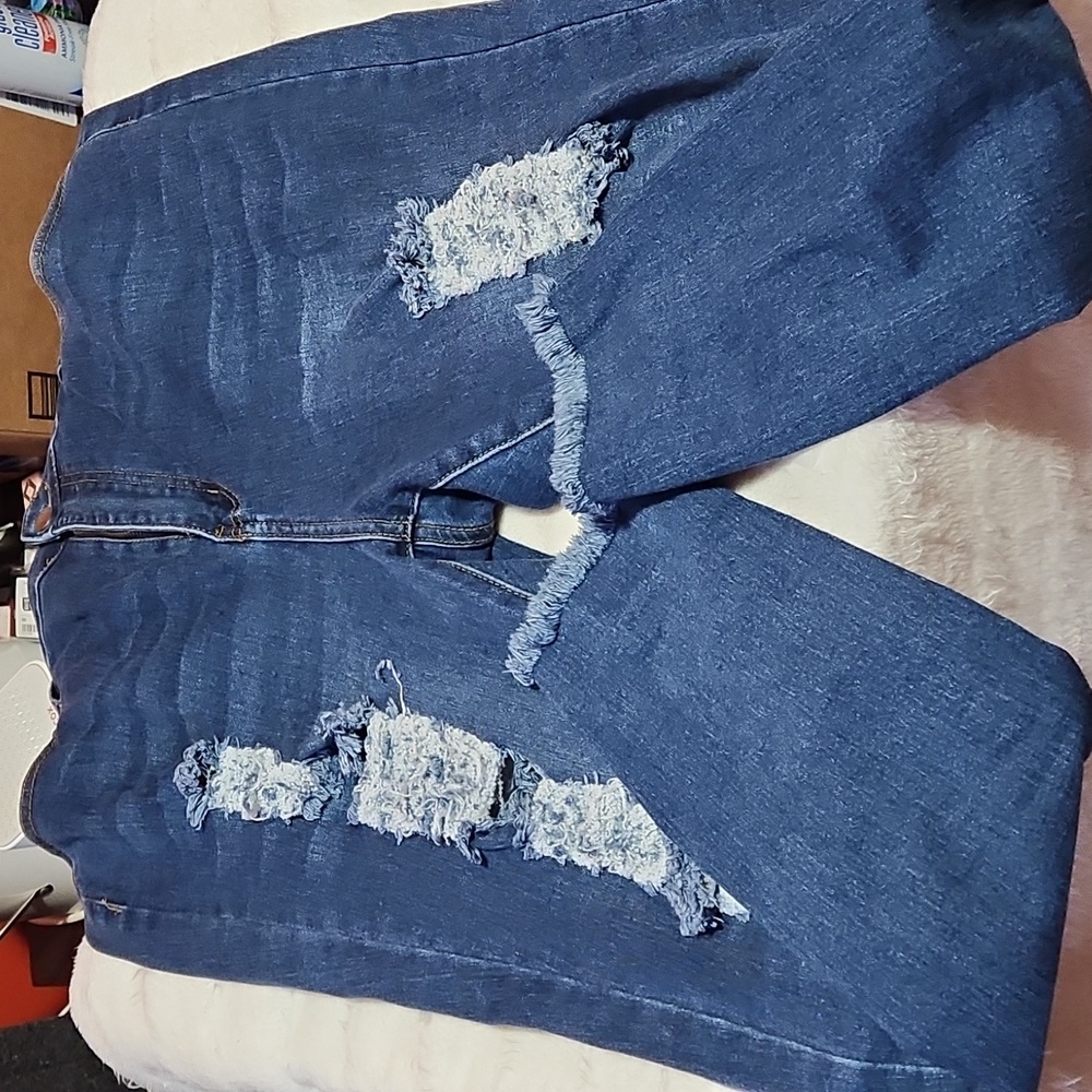 Fashion Nova Distressed Skinny Jeans Sz 1x. 38x27 - Picture 2 of 8